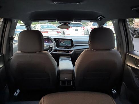 Used 2026 Chevrolet Equinox LT FWD image 14
