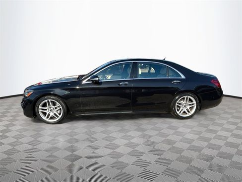 Used 2019 Mercedes-Benz S 560 4MATIC Sedan image 9