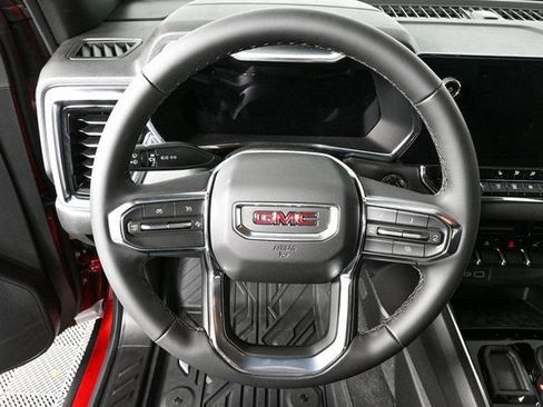 New 2026 GMC Canyon Elevation w/ Convenience Package image 8