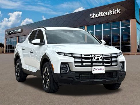 Used 2025 Hyundai Santa Cruz SEL image 3