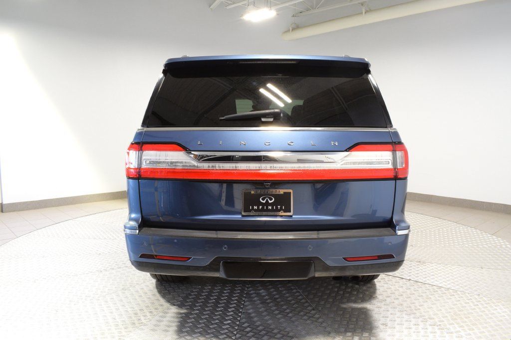 Used 2019 Lincoln Navigator Reserve w/ Cargo Package AWD/4WD image 12