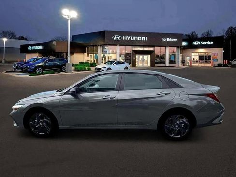 New 2026 Hyundai Elantra Sport FWD image 3