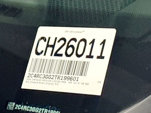 New 2026 Chrysler Pacifica Limited image 26