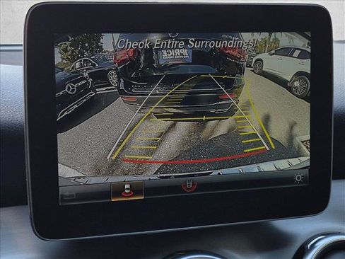 Used 2019 Mercedes-Benz GLA 250 image 12