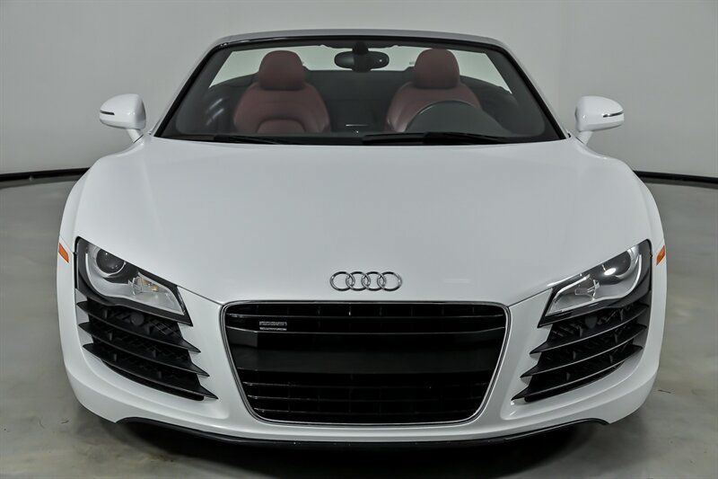 Used 2011 Audi R8 V8 AWD/4WD image 3