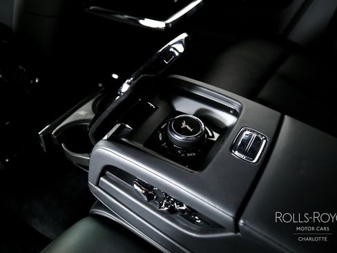 Certified 2023 Rolls-Royce Phantom Sedan w/ The Phantom Package image 22