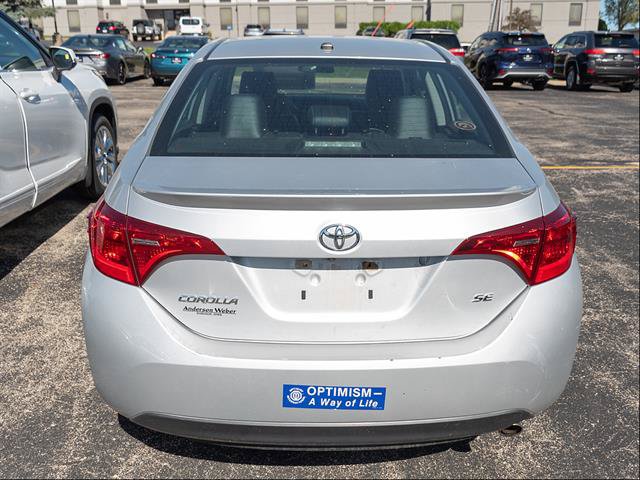 Used 2018 Toyota Corolla SE w/ SE Premium Package FWD image 6