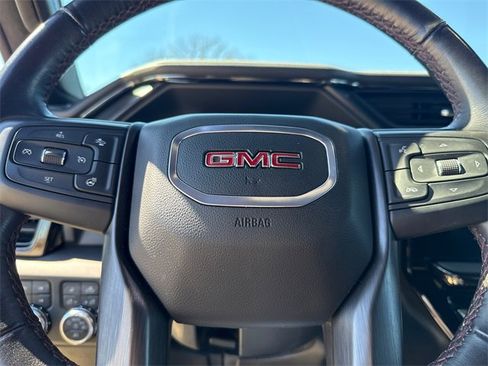 Used 2024 GMC Sierra 2500 AT4X image 30