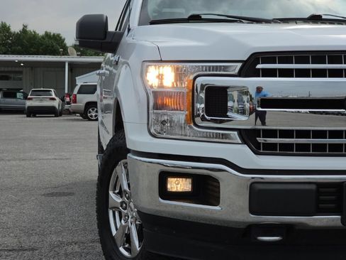 Used 2019 Ford F150 XLT w/ Equipment Group 302A Luxury AWD/4WD image 9