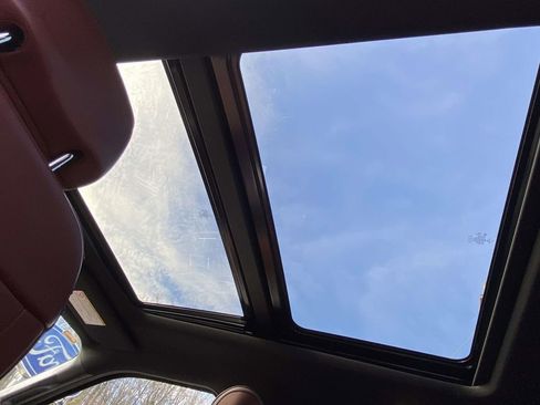 Used 2019 Ford F250 Platinum w/ Platinum Ultimate Package image 14