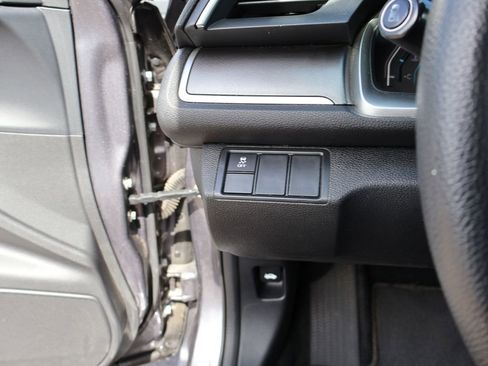 Certified 2018 Honda Civic EX image 27