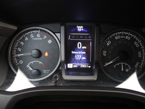 Used 2019 Toyota Tacoma image 16