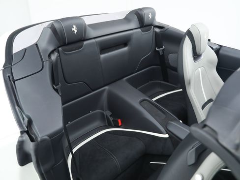 Certified 2024 Ferrari Roma Spider RWD image 25