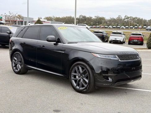 Used 2024 Land Rover Range Rover Sport SE AWD/4WD image 7