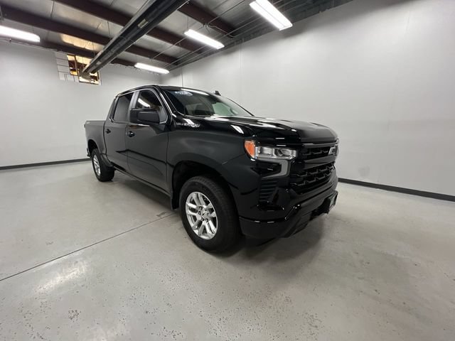 Used 2026 Chevrolet Silverado 1500 RST AWD/4WD image 2