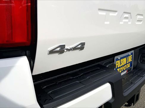 New 2026 Toyota Tacoma SR5 AWD/4WD image 15