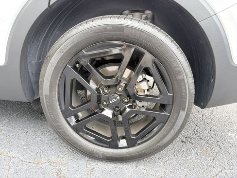 Used 2024 Kia Telluride EX X-Line AWD/4WD image 10