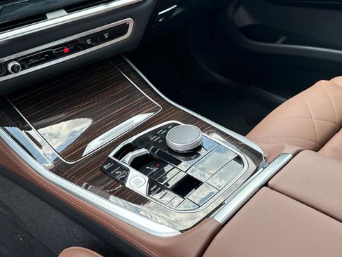 Used 2026 BMW X5 xDrive40i image 21