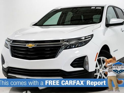Used 2023 Chevrolet Equinox LT image 2
