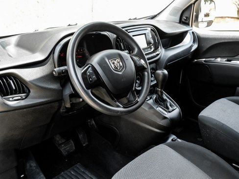 Used 2019 RAM ProMaster City Tradesman FWD image 2
