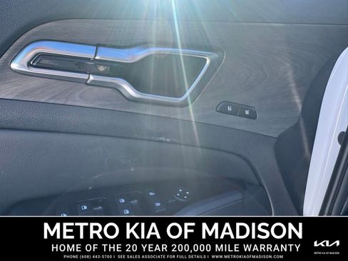 Used 2025 Kia Sportage X-Pro Prestige image 16