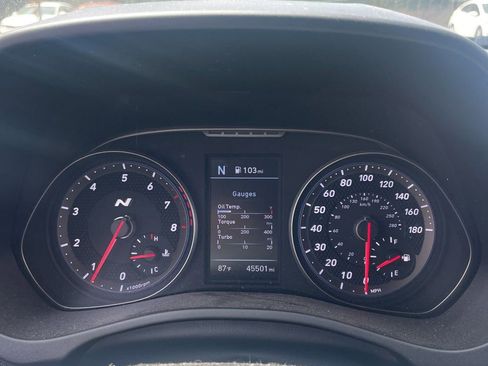 Used 2020 Hyundai Veloster N image 8