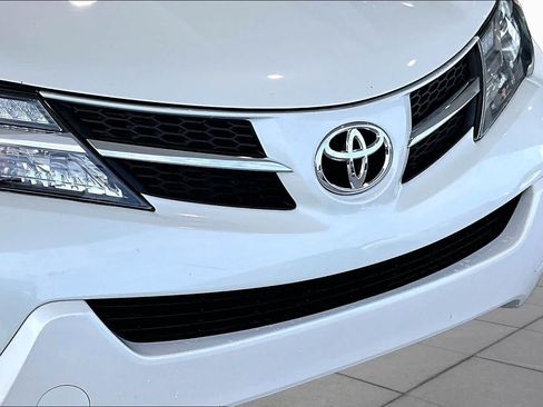 Used 2015 Toyota RAV4 Limited FWD image 29