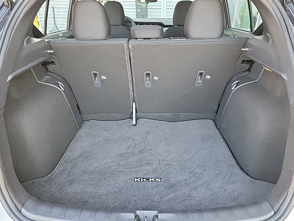 Used 2023 Nissan Kicks SV FWD image 16