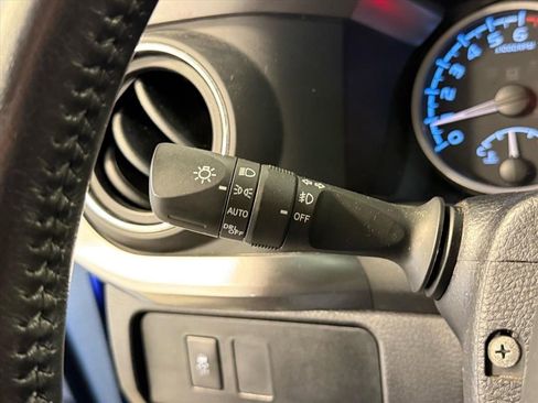 Used 2022 Toyota Tacoma SR5 image 23