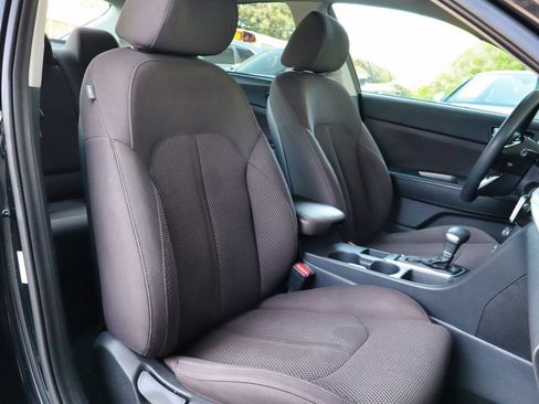 Used 2020 Kia Optima LX FWD image 47