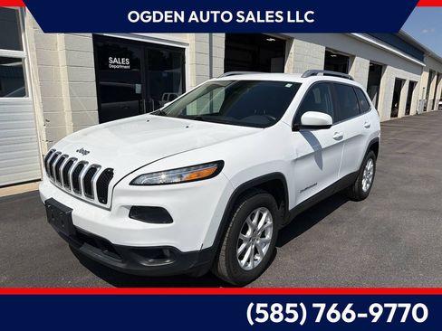 Used 2016 Jeep Cherokee Latitude AWD/4WD image 1