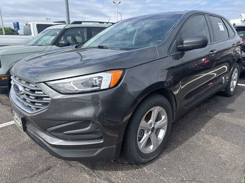 Used 2020 Ford Edge SE FWD image 1