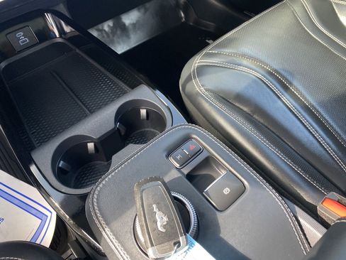 Used 2021 Ford Mustang Mach-E Premium image 19