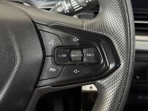 Used 2024 Chevrolet Trax LS w/ LS Convenience Package FWD image 27
