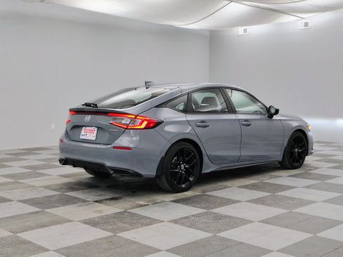 Used 2024 Honda Civic Sport image 9