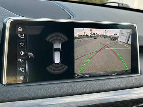 Used 2017 BMW X5 xDrive35d image 20