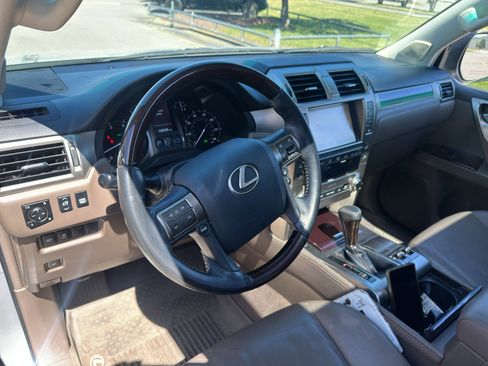 Used 2019 Lexus GX 460 Premium AWD/4WD image 20