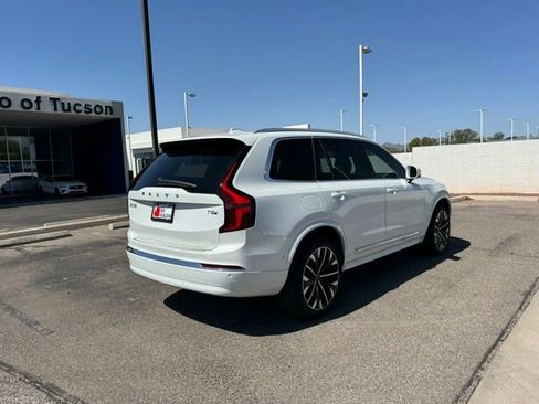 New 2026 Volvo XC90 T8 Plus w/ Protection Package Premier image 4