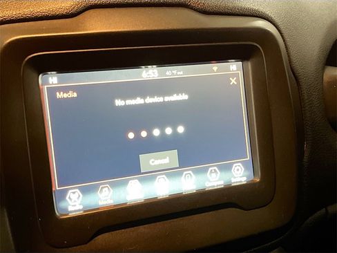 Used 2020 Jeep Renegade Sport image 14