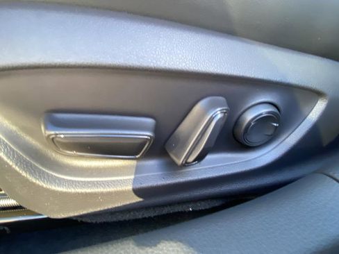 New 2026 Toyota Prius Plug-In Hybrid image 23