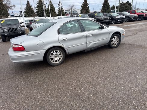 Used 2005 Mercury Sable LS image 11