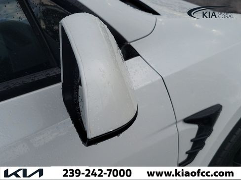 Used 2022 Tesla Model Y Performance AWD/4WD image 8