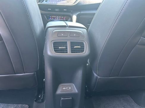 Used 2023 Buick Envision Avenir AWD/4WD image 16