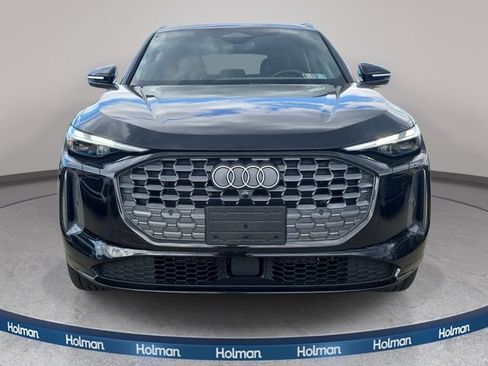 Used 2025 Audi Q5 Premium w/ Convenience Package AWD/4WD image 3