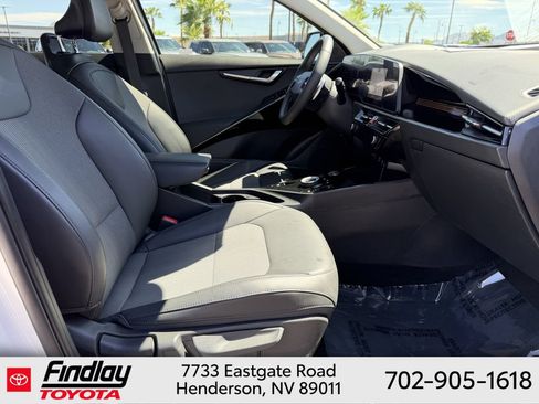 Used 2025 Kia Niro Wind FWD image 15
