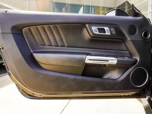 Used 2019 Ford Mustang GT Premium w/ GT Performance Package RWD image 31