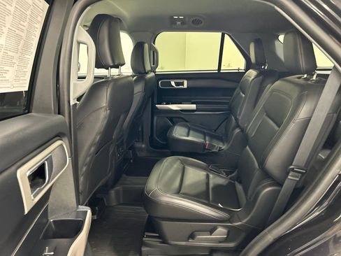 Certified 2023 Ford Explorer XLT w/ Equipment Group 202A AWD/4WD image 27