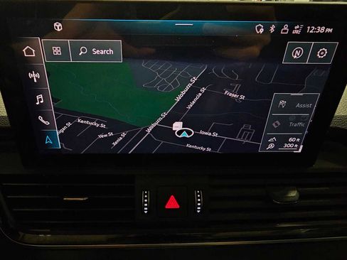 Used 2023 Audi Q5 2.0T Premium Plus w/ Premium Plus Package image 27