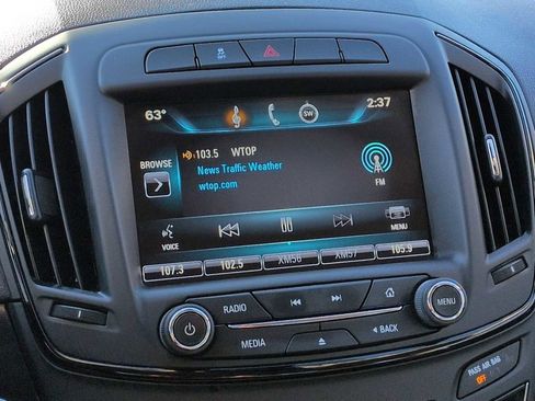 Used 2014 Buick Regal image 31