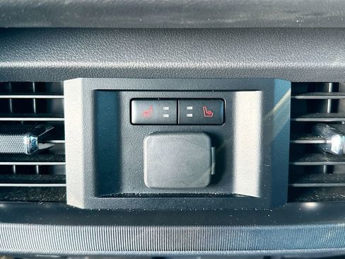 Used 2023 Ford F150 Platinum image 26